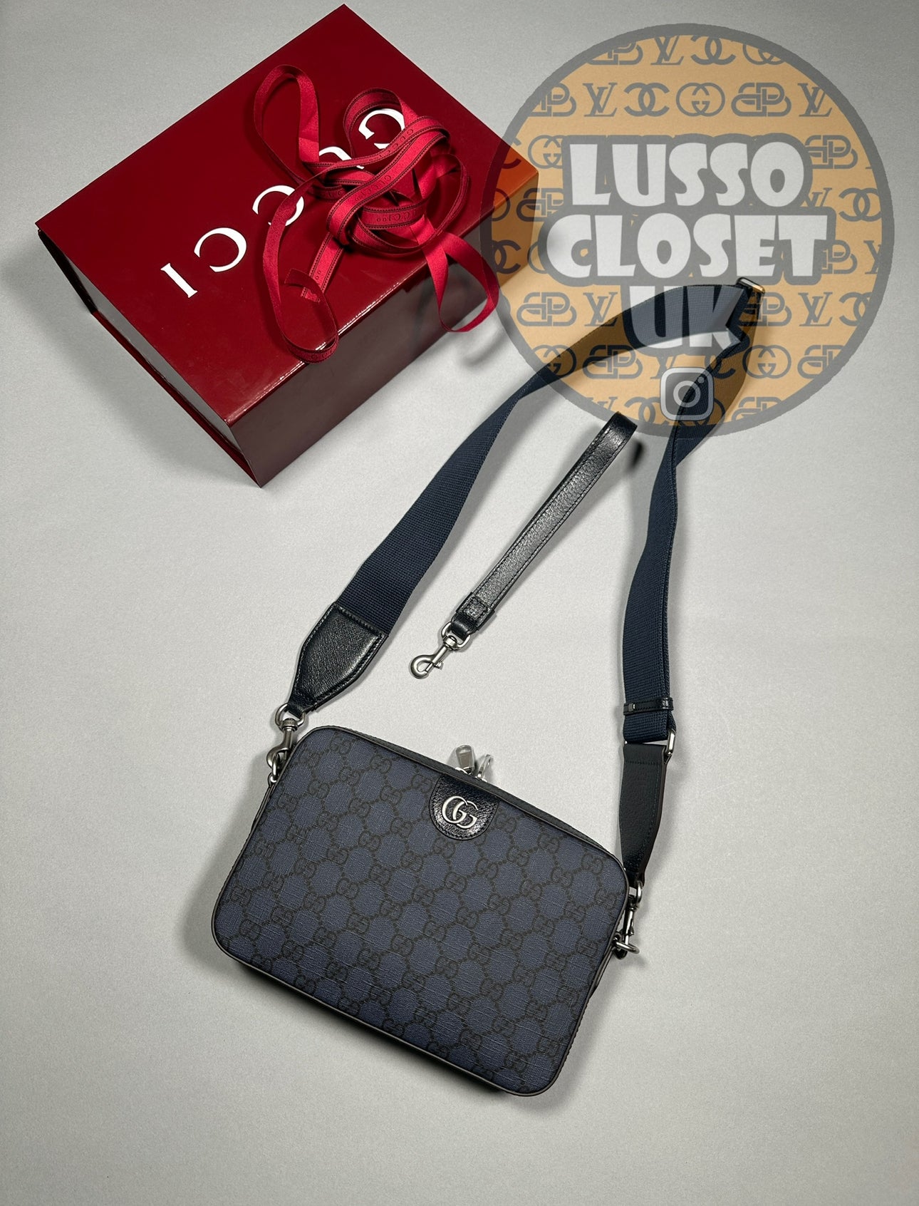 GG - Navy Messenger / Hang Luggage