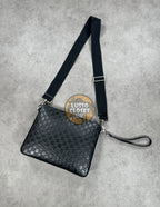 GG - Medium Emblem Bag