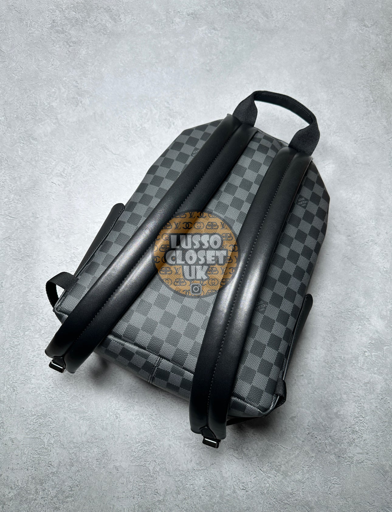 Lou - Check Backpack