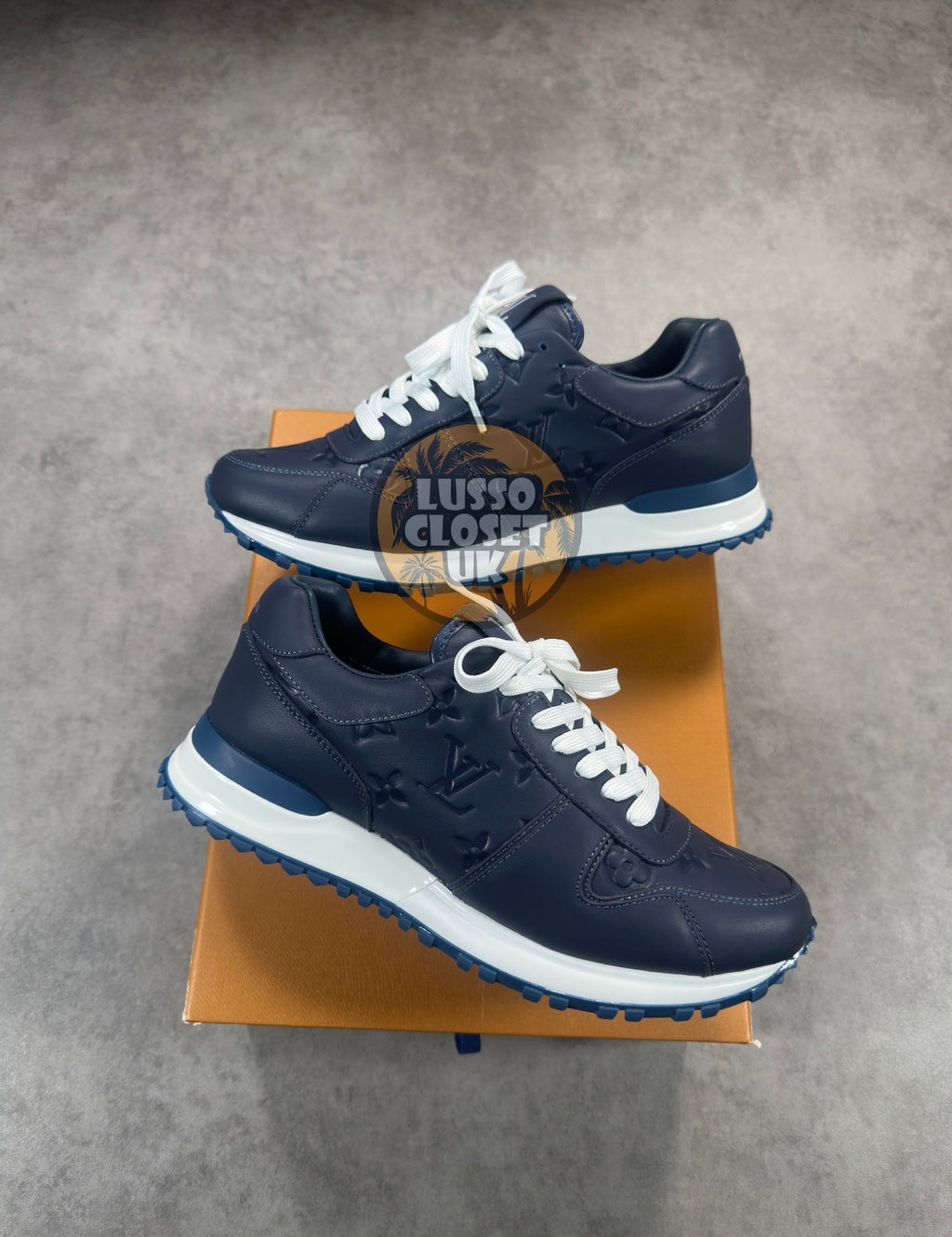 Lou - Navy White Emboss Trainers