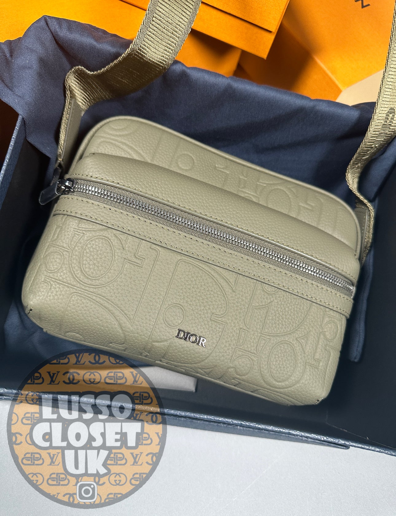 Dio - Green Embossed Messenger