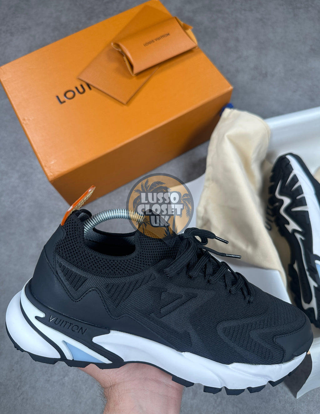 Lou - Tactics Black/White Trainers