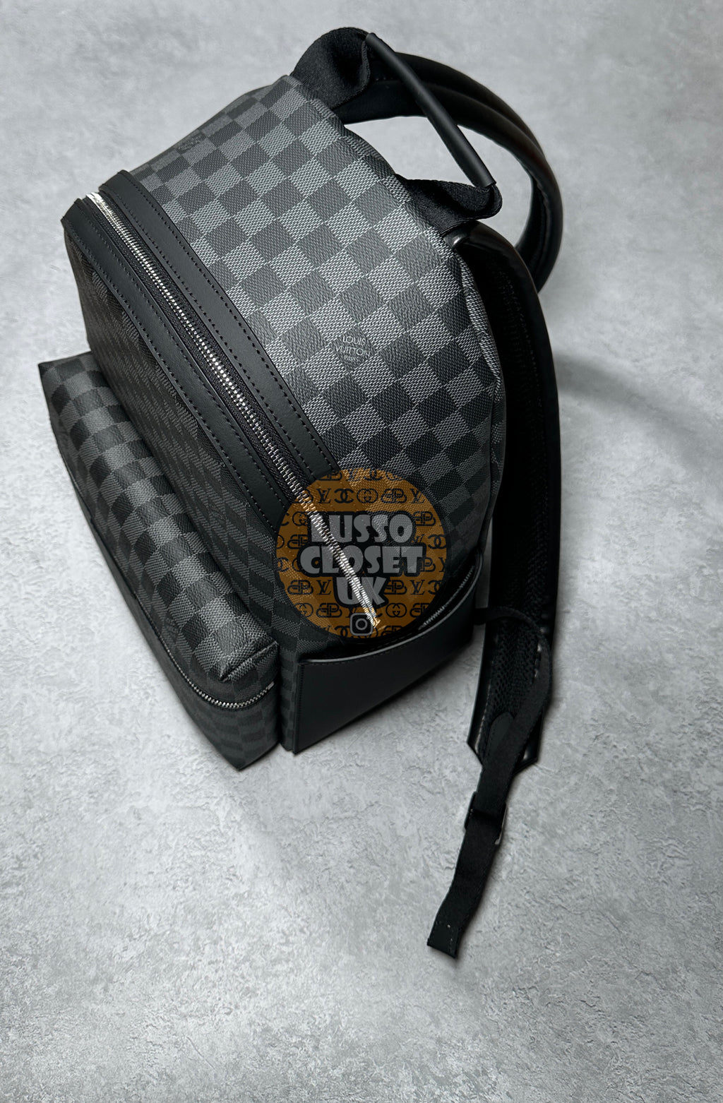 Lou - Check Backpack