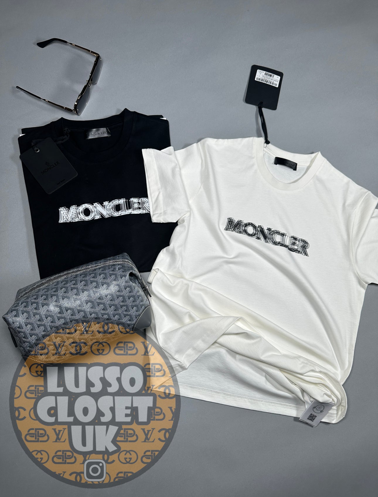 Mon - Blur Word T Shirt