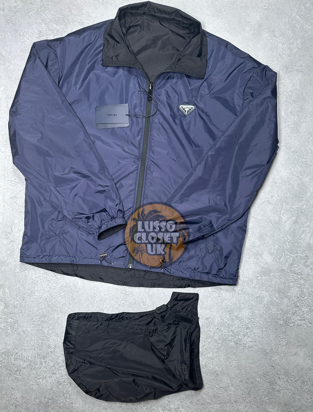 Pra - Reversible Windbreaker