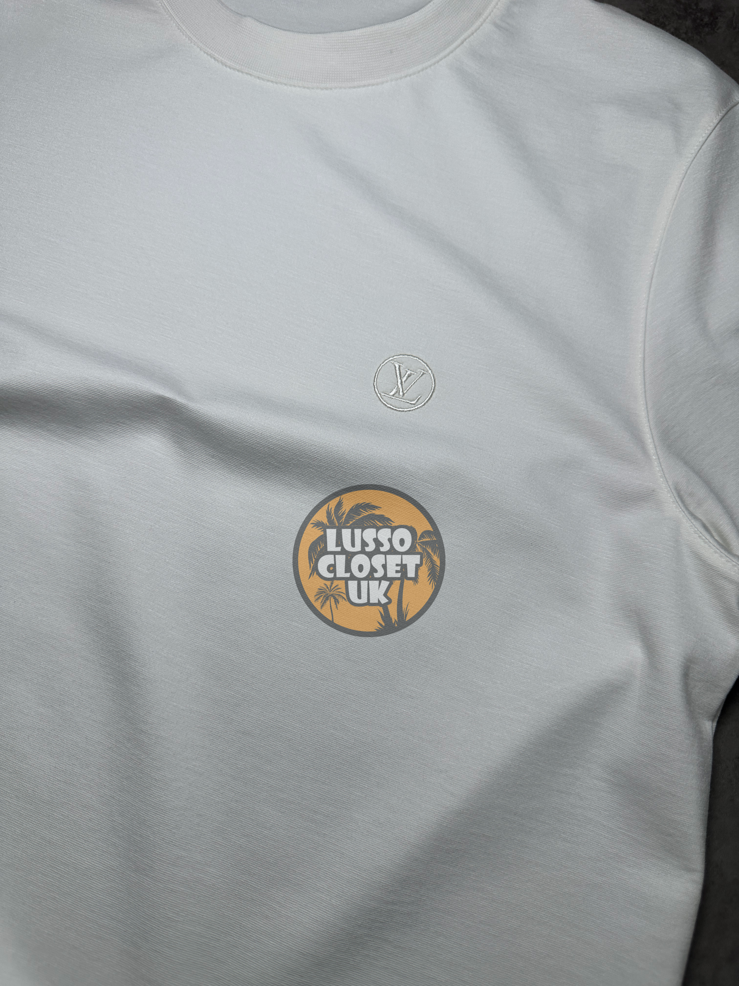 Lou - Dark Grey Circle Badge T Shirt