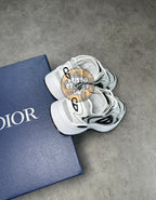 Dio - White Tech B30 Trainers