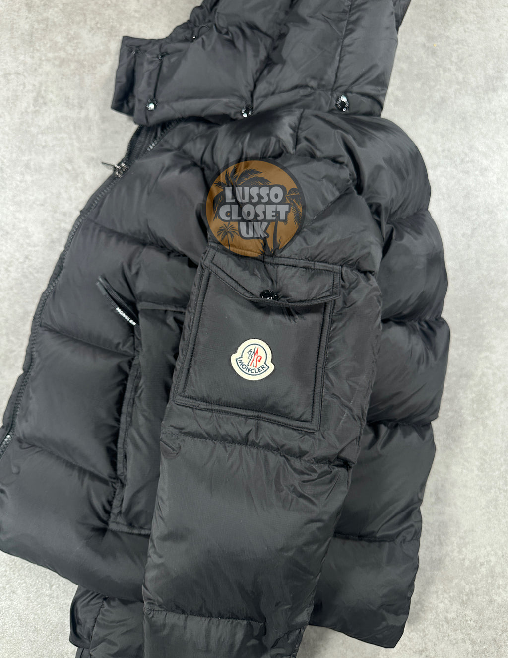 Mon - Black Maya Matte