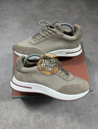 LP - Beige Weekend Trainers