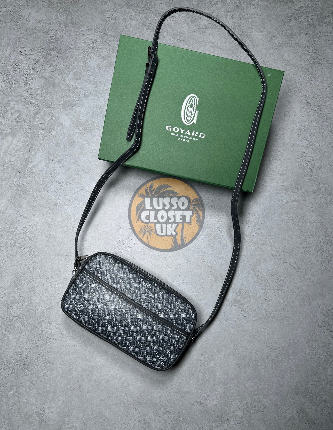 GY - Grey Vert Messenger