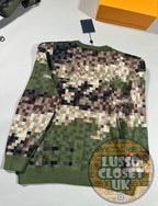 Lou - Damoflage Sweater