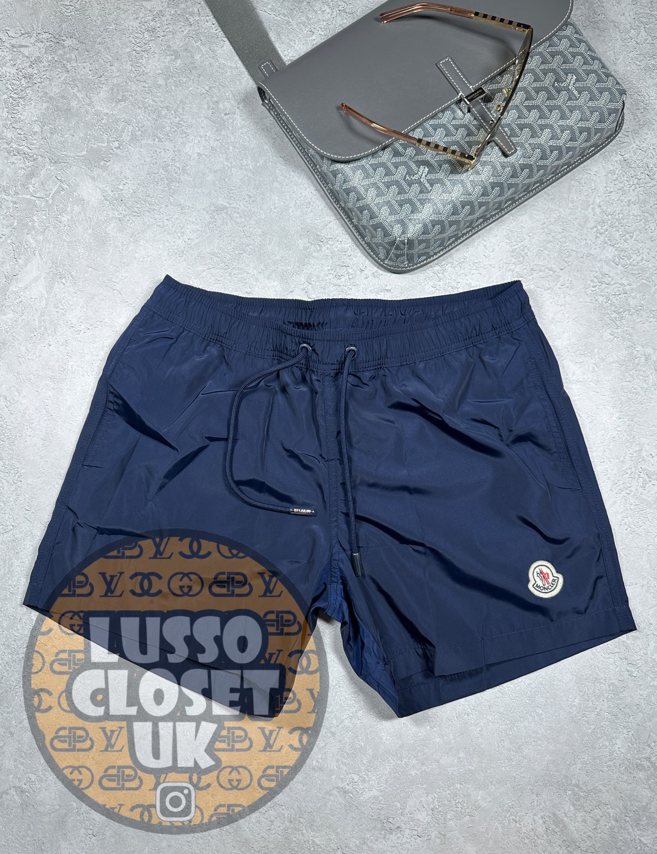 Mon - Navy Shorts