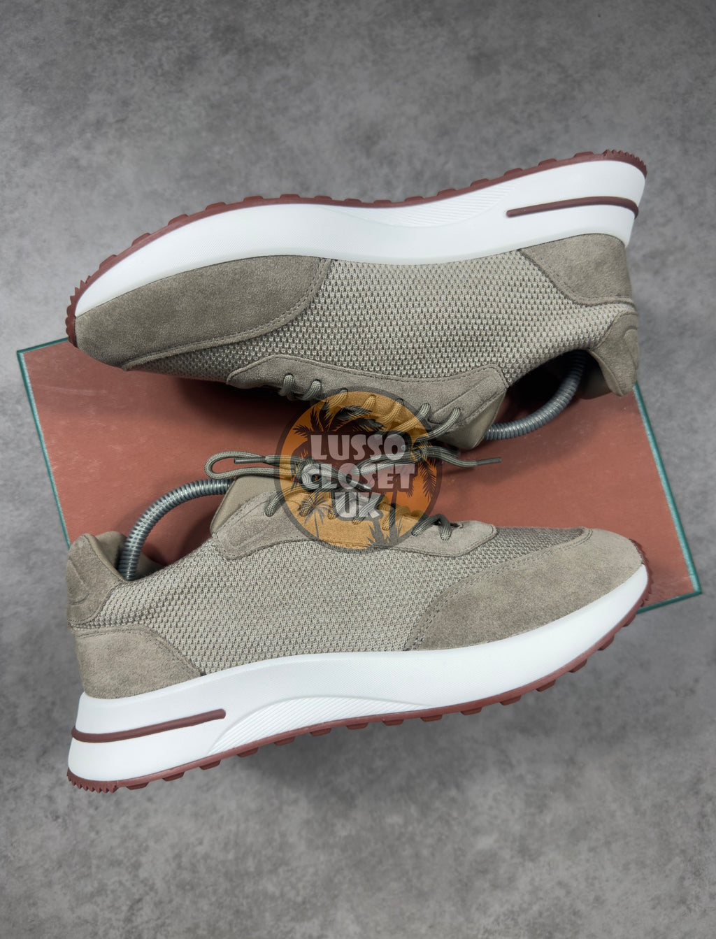 LP - Beige Weekend Trainers