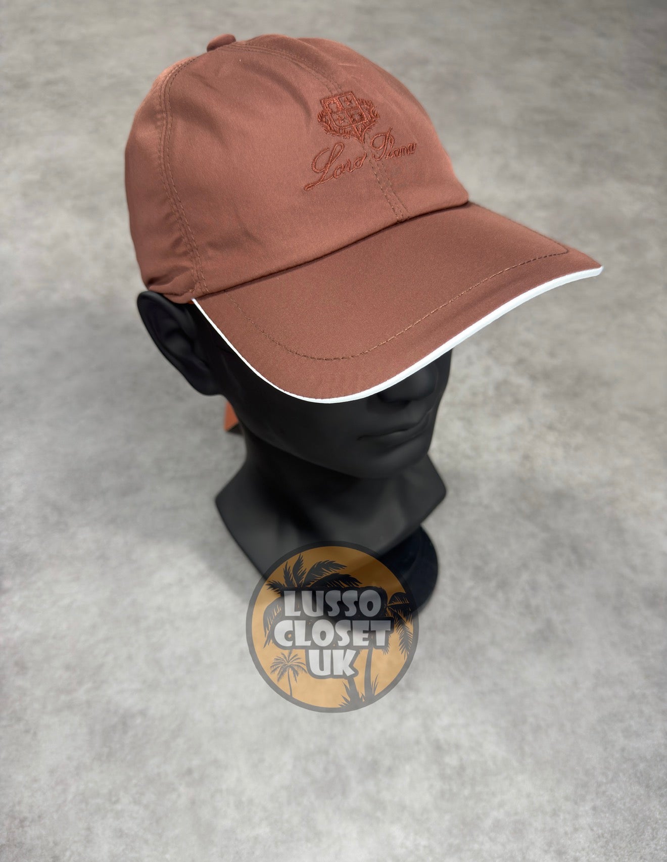 LP - Brown Hat