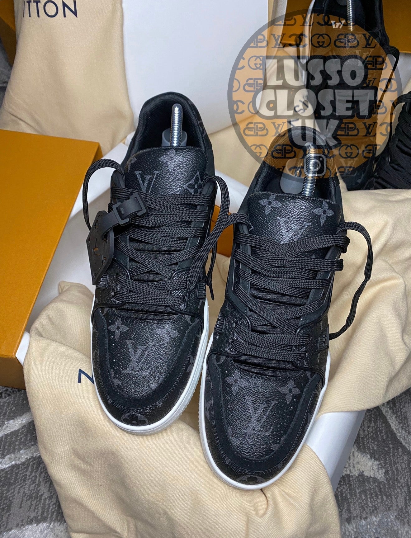 LSV - Mono Trainers