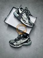 OW - Silver Right Back Trainers