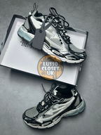 OW - Silver Right Back Trainers